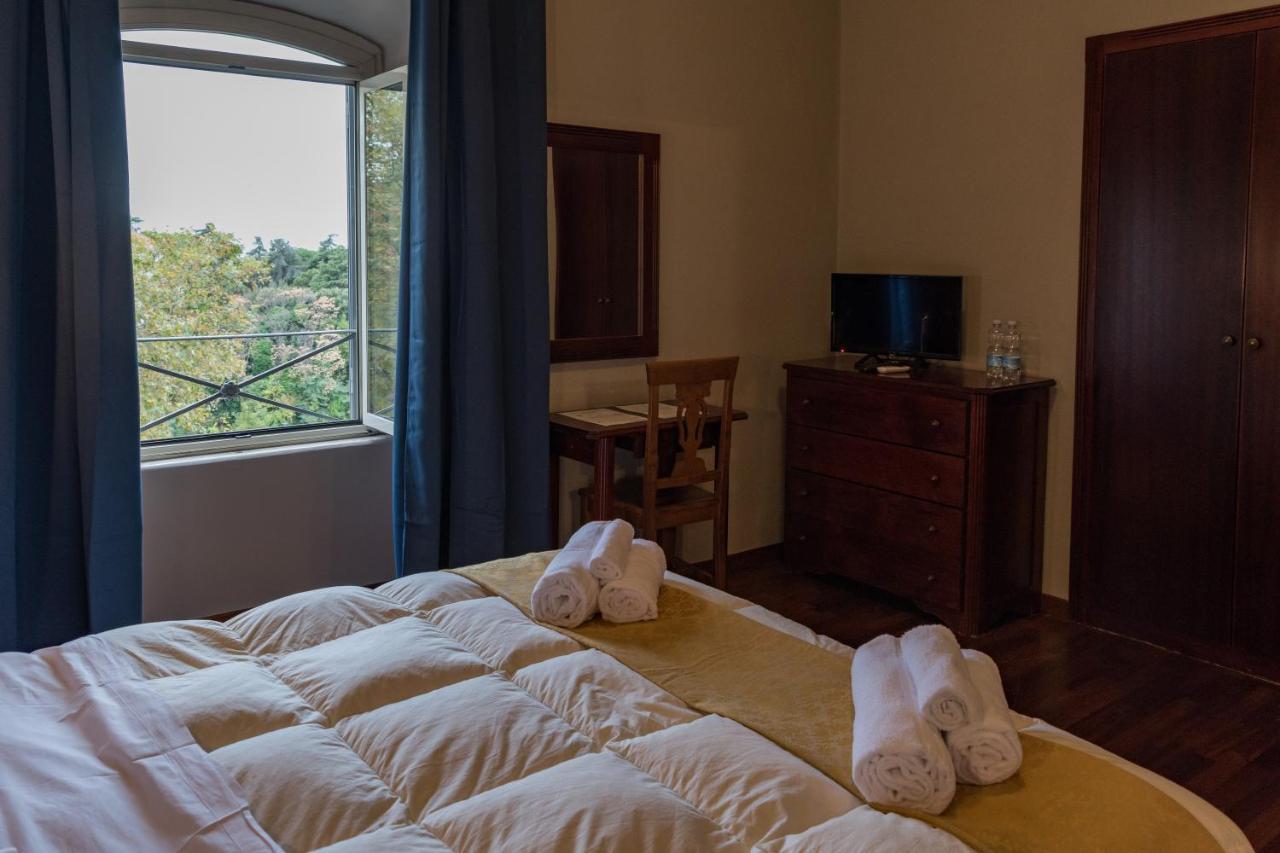 Bed and Breakfast Antica Terrazza Фраскати Экстерьер фото