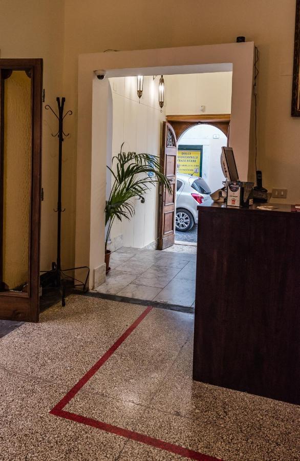 Bed and Breakfast Antica Terrazza Фраскати Экстерьер фото