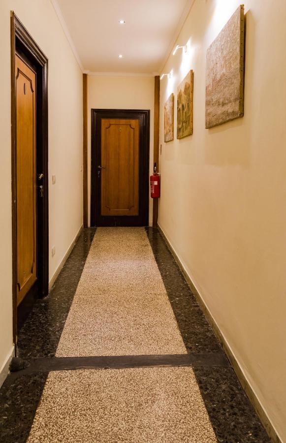 Bed and Breakfast Antica Terrazza Фраскати Экстерьер фото